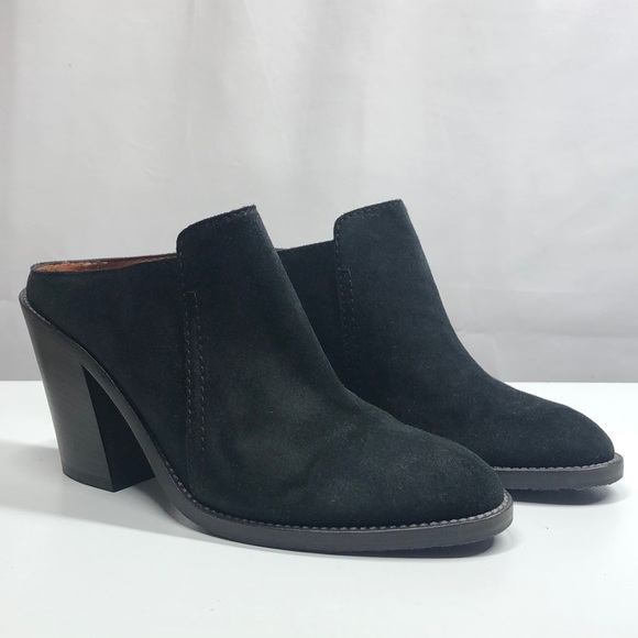 Aquatalia booties black color size 8.5